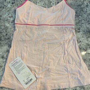 NWT Lululemon Women’s Luminous Tank Sz 6
